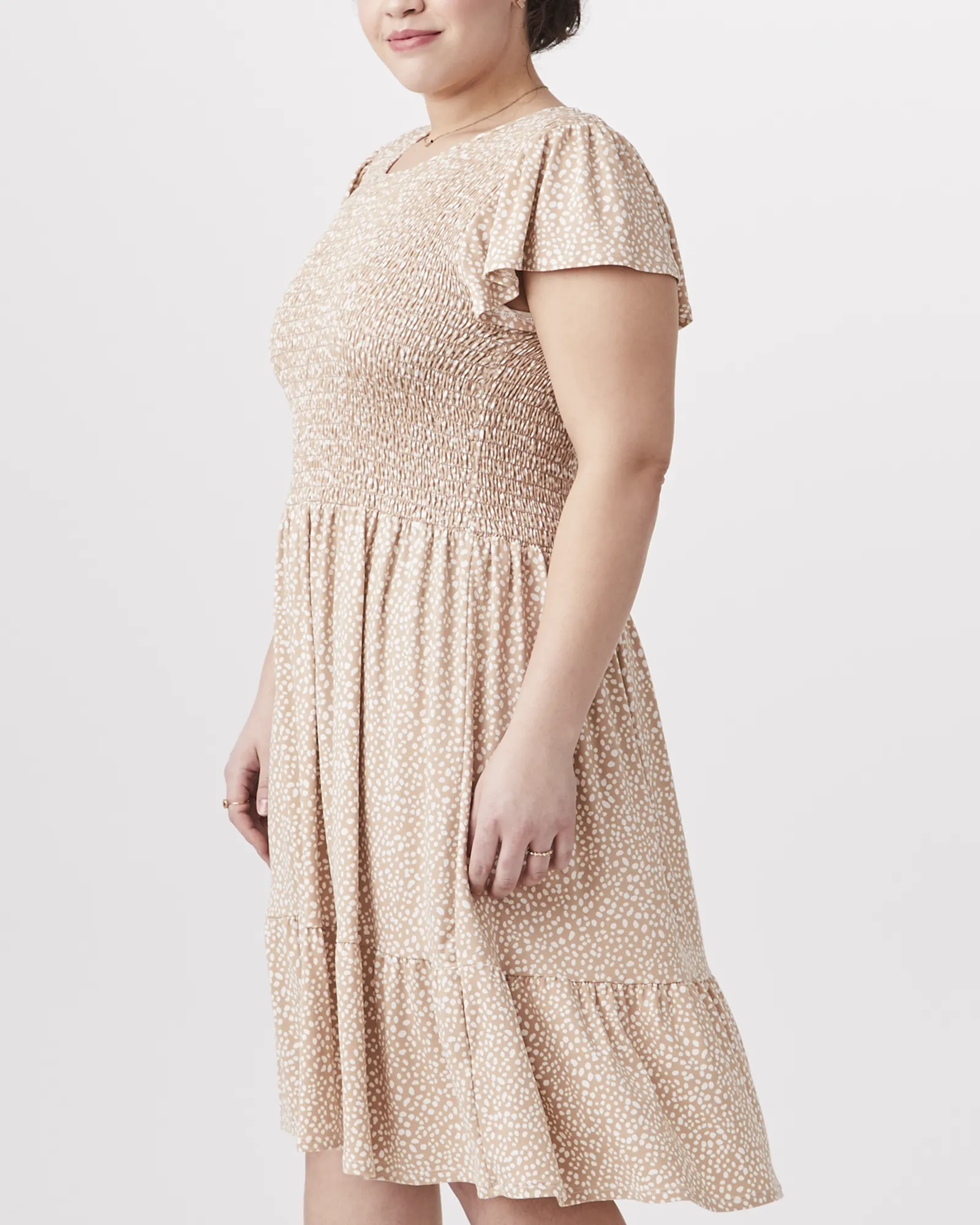 Elizabeth Flutter-Sleeve Dress | Tan / White