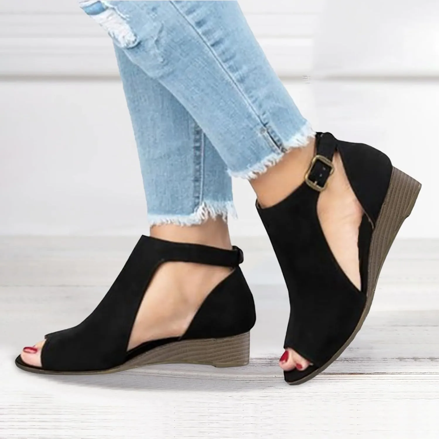 Women Clip Toe Sandals Crystal Jelly Beach Flip Flops Female Students Korean Fashion Wear Summer Thong Toe
